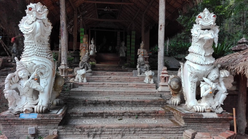 Chrám Wat Pha Lat v Chiang Mai
