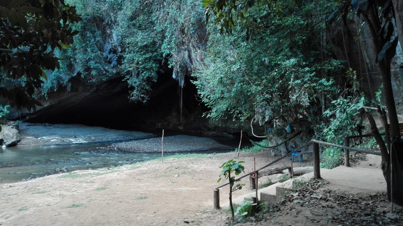 Jaskyňa Tham Lot