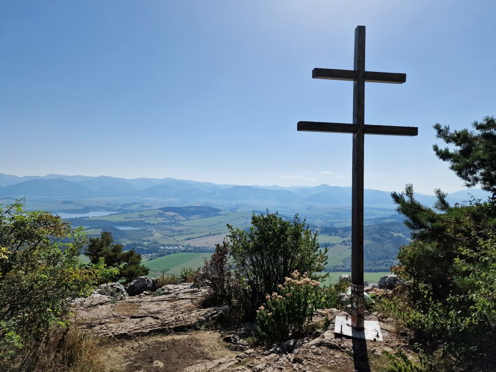 Kríž na Čerenovej skale