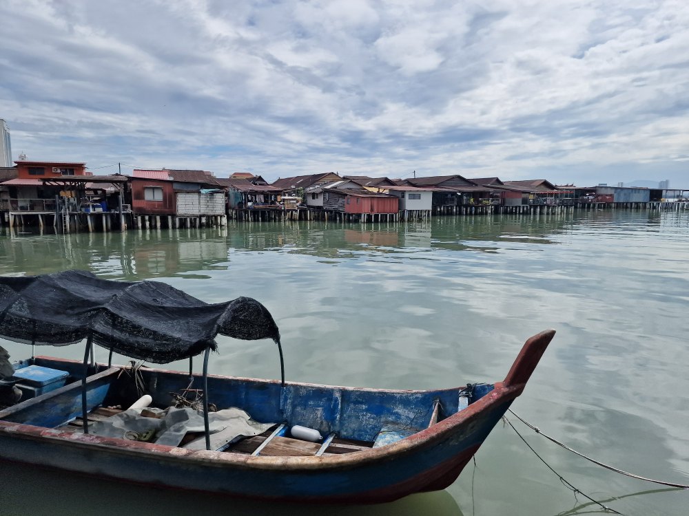 Plávajúce dedina na móle Tan jetty v Georgetown